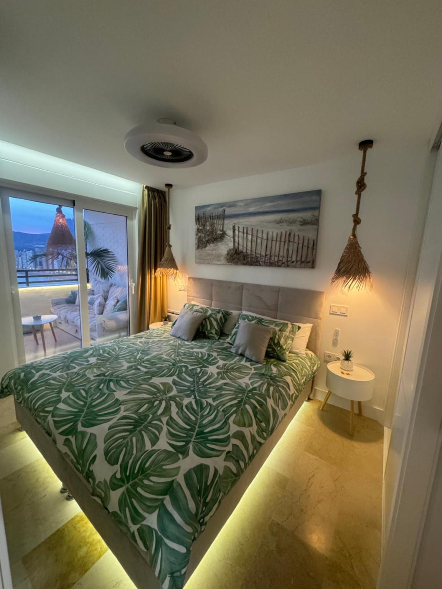 Blue Marin Benidorm Apartment Ngoại thất bức ảnh