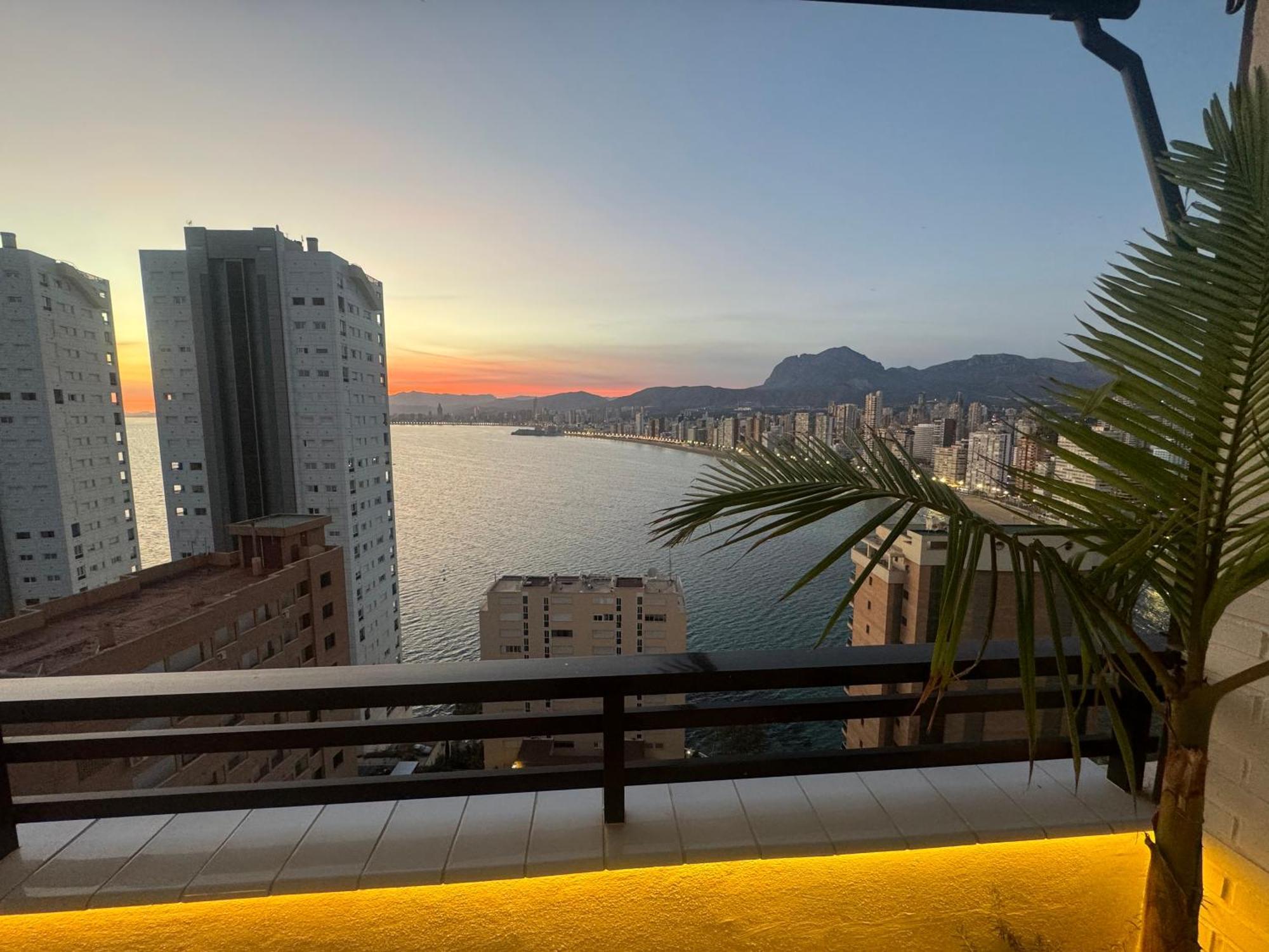 Blue Marin Benidorm Apartment Ngoại thất bức ảnh